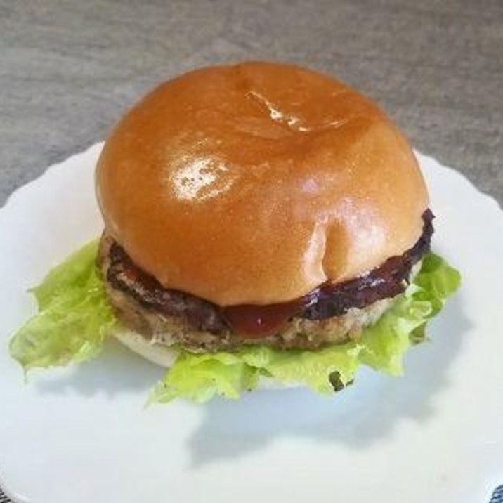 シンプルなハンバーガー